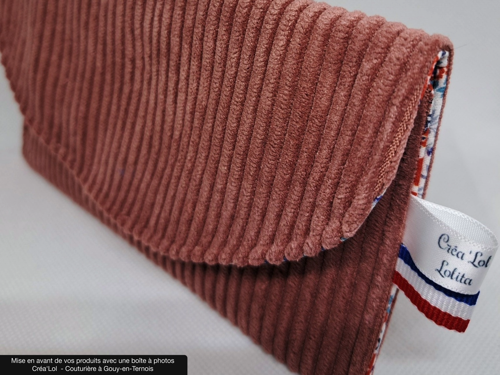 Pochette d'une couturière